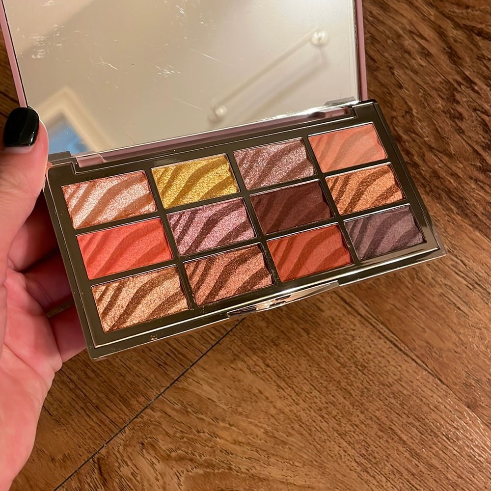 Ciate Velvet palette